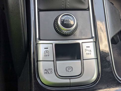 Used 2020 Kia Telluride LX FWD image 29