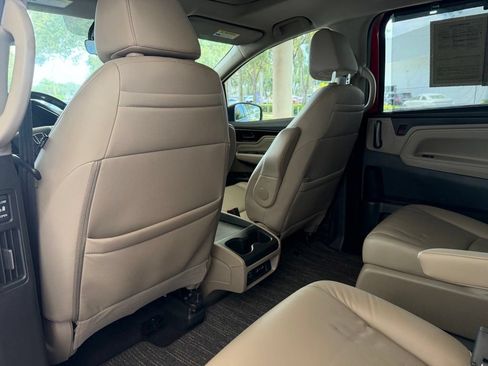 Used 2023 Honda Odyssey Touring image 39