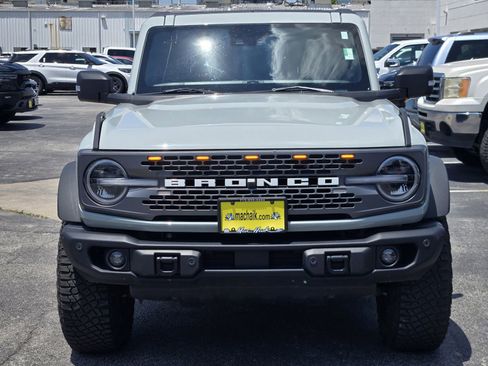 Certified 2023 Ford Bronco Badlands w/ Sasquatch Package AWD/4WD image 2