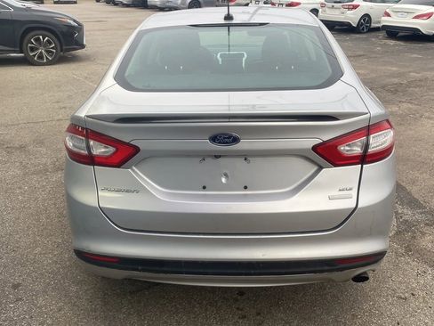 Used 2016 Ford Fusion SE w/ Equipment Group 201A image 6