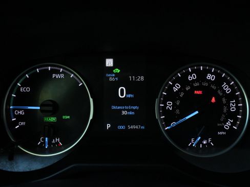 Used 2022 Toyota RAV4 XLE w/ Convenience Package AWD/4WD image 35