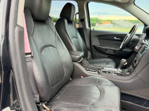 Used 2012 GMC Acadia Denali FWD image 27