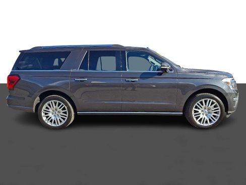 Used 2023 Ford Expedition Max Limited image 7
