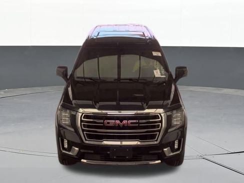 Used 2022 GMC Yukon XL SLT w/ SLT Premium Package AWD/4WD image 18