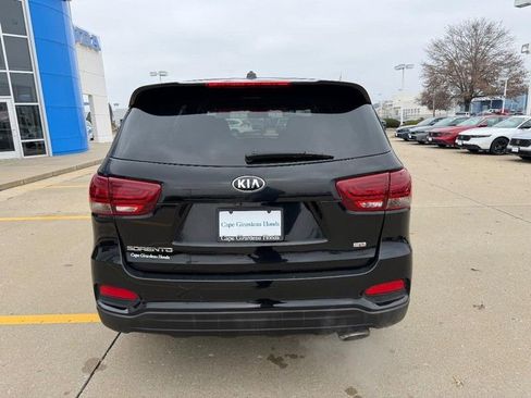 Used 2019 Kia Sorento L image 3