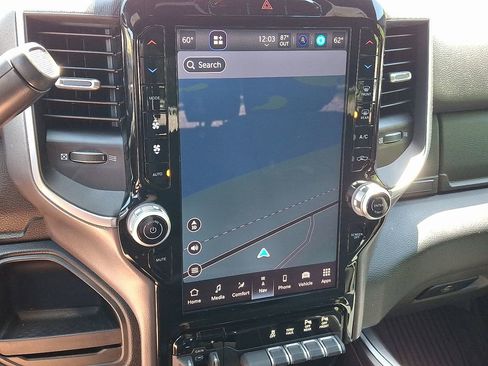 Used 2025 RAM 2500 Big Horn RWD image 3