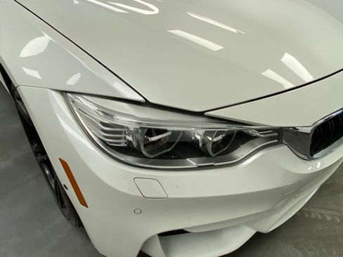 Used 2016 BMW M4 Convertible RWD image 19