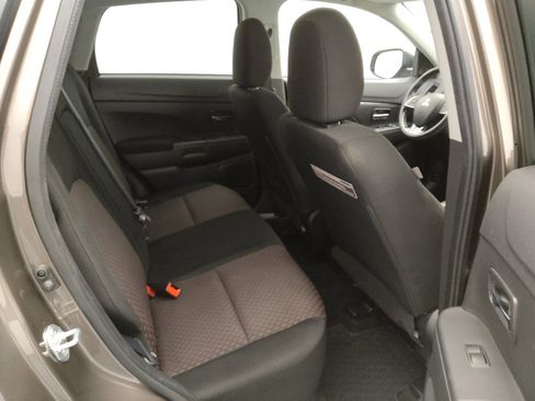 Used 2017 Mitsubishi Outlander Sport LE AWD/4WD image 19