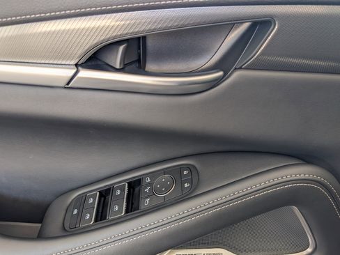 Used 2025 INFINITI QX60 Luxe image 16