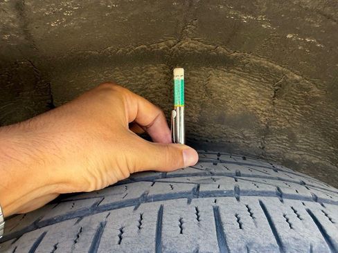 Certified 2018 Toyota RAV4 XLE FWD image 30