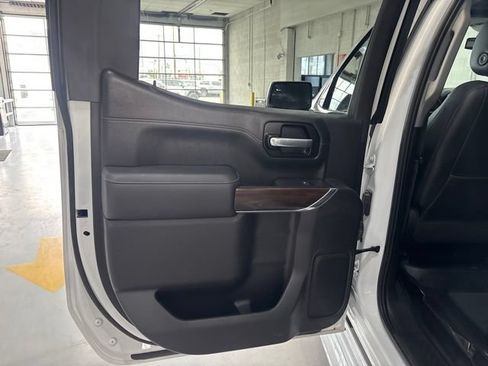 Used 2021 GMC Sierra 1500 SLT w/ SLT Premium Package AWD/4WD image 36