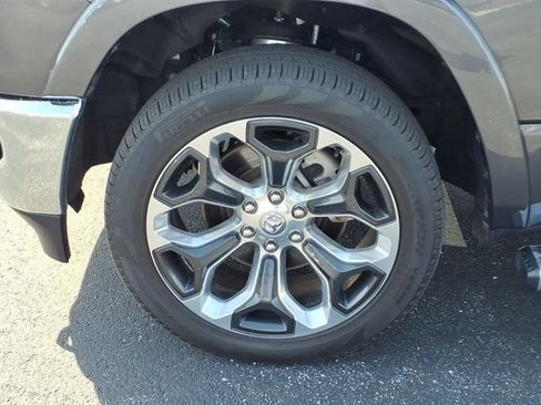 Used 2024 RAM 1500 Limited AWD/4WD image 6