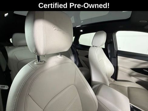 Certified 2021 Jaguar E-PACE SE image 31