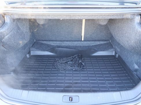 Used 2013 Buick LaCrosse Premium w/ Entertainment Package image 29