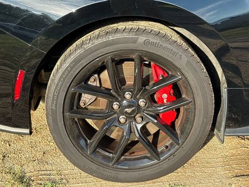 Used 2025 Ford Mustang GT Premium RWD image 19