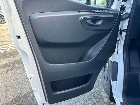 Used 2024 Mercedes-Benz Sprinter 3500 image 10