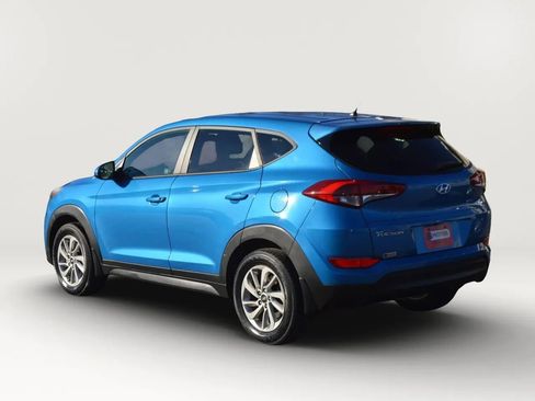 Used 2018 Hyundai Tucson SE w/ Cargo Package image 3