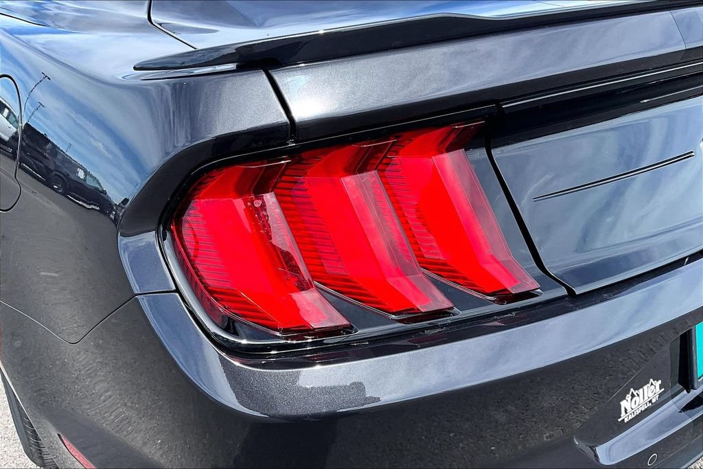 Used 2022 Ford Mustang GT RWD image 30
