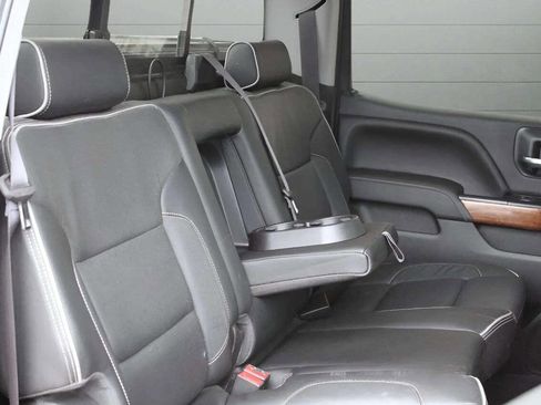 Used 2017 Chevrolet Silverado 1500 High Country image 19