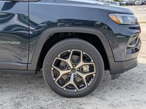New 2026 Jeep Compass Limited w/ Sun, Sound & Navigation Group AWD/4WD image 12