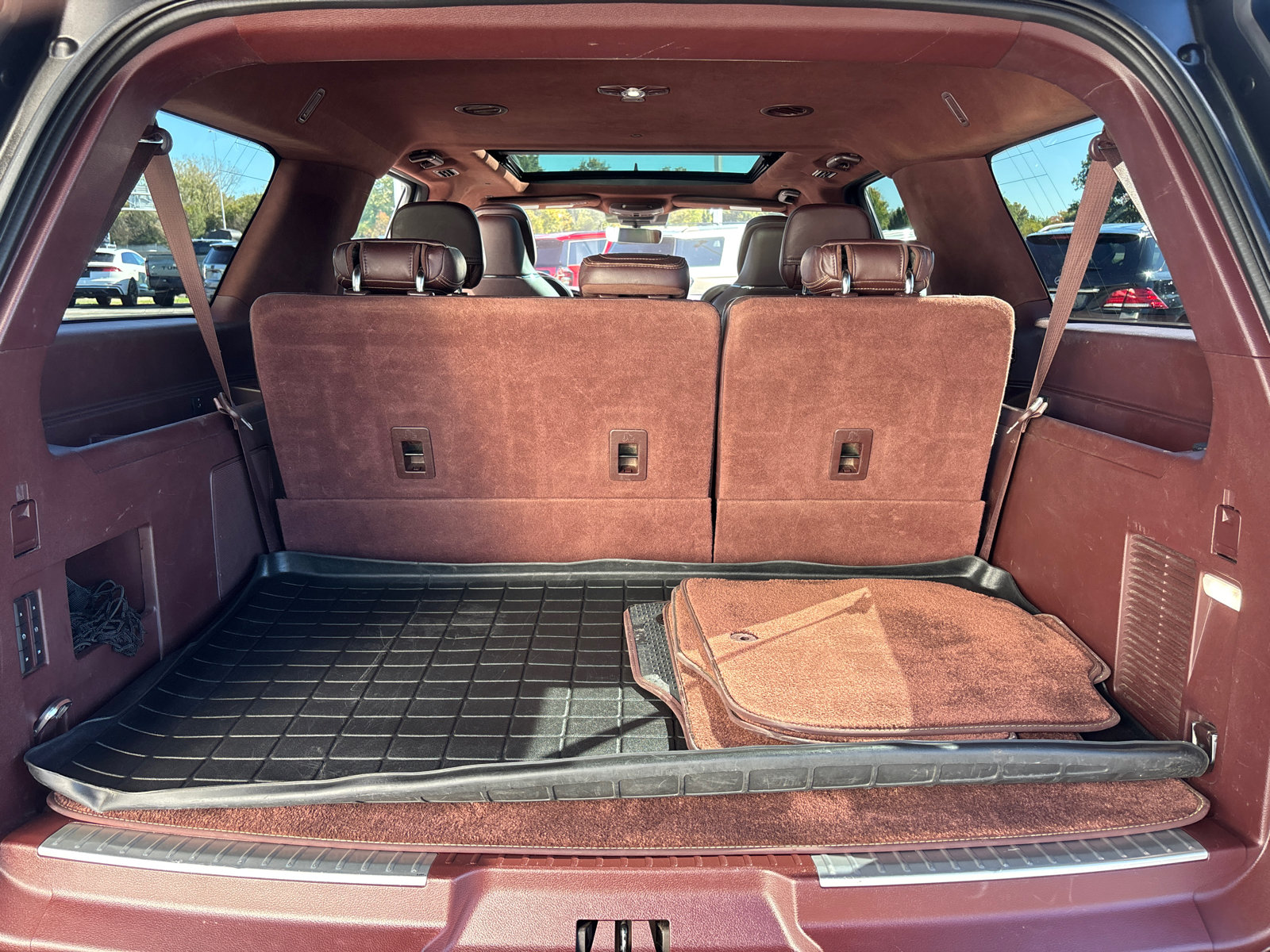 Used 2018 Lincoln Navigator L Black Label w/ Cargo Package AWD/4WD image 9