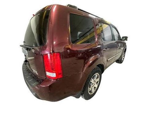 Used 2010 Honda Pilot Touring image 5