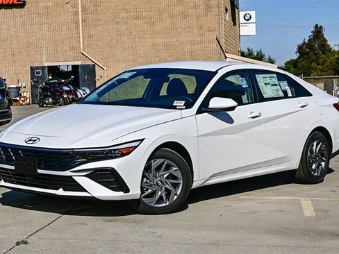 New 2026 Hyundai Elantra Blue image 14