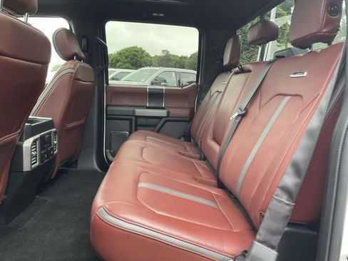 Used 2018 Ford F150 Platinum w/ Equipment Group 701A Luxury AWD/4WD image 19