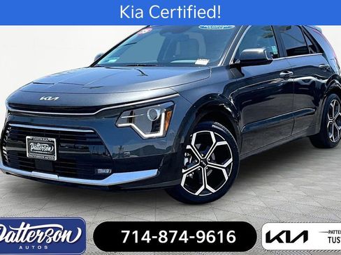 Used 2025 Kia Niro EX Touring FWD image 1
