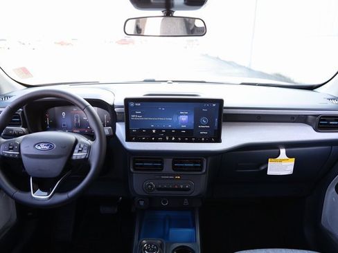 Used 2025 Ford Maverick XLT w/ XLT Luxury Package image 11