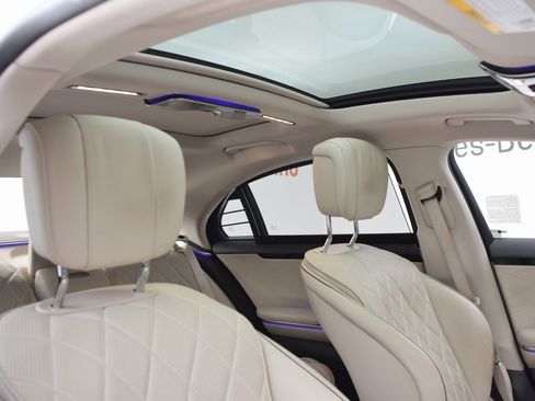 Certified 2022 Mercedes-Benz S 580 4MATIC Sedan image 17