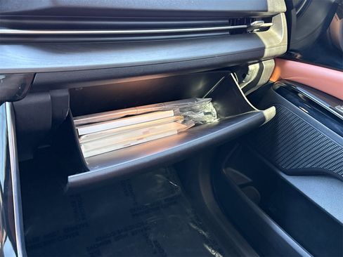 Used 2022 Kia Carnival SX image 26