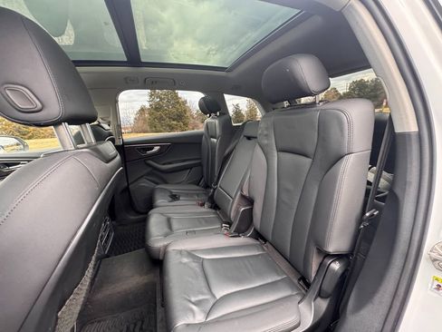 Used 2020 Audi Q7 2.0T Premium w/ Convenience Package image 16