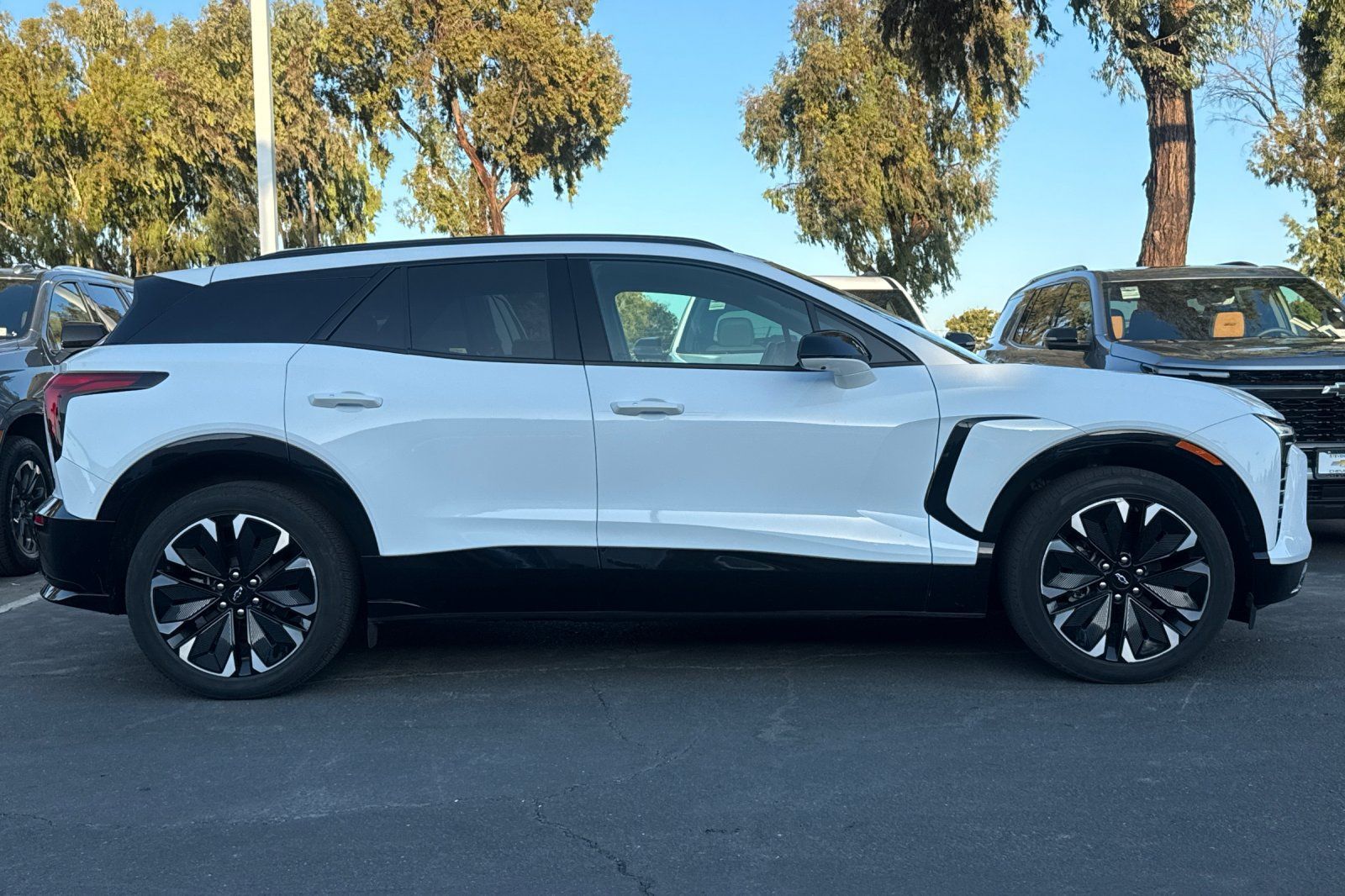 Used 2024 Chevrolet Blazer EV RS AWD/4WD image 4