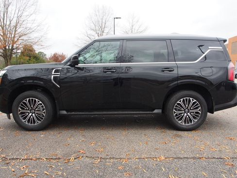 New 2026 Nissan Armada Platinum image 4