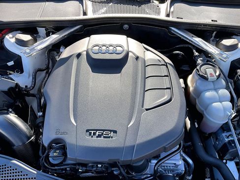 Used 2020 Audi A4 2.0T Premium w/ Convenience Package image 32