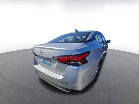 Used 2025 Nissan Versa SV image 8