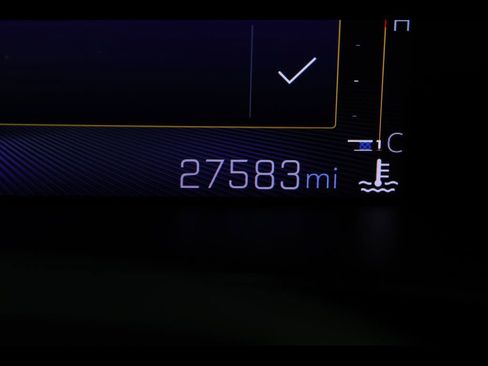 Used 2023 Chevrolet Colorado Z71 w/ Z71 Convenience Package 2 image 25