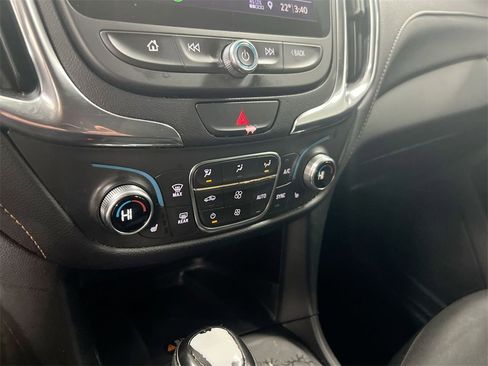 Used 2020 Chevrolet Equinox Premier image 15