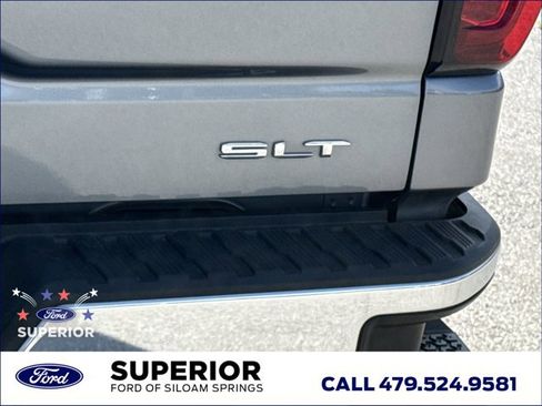 Used 2022 GMC Sierra 1500 SLT w/ SLT Premium Plus Package AWD/4WD image 11