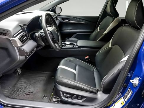 Certified 2025 Toyota Camry SE FWD image 8