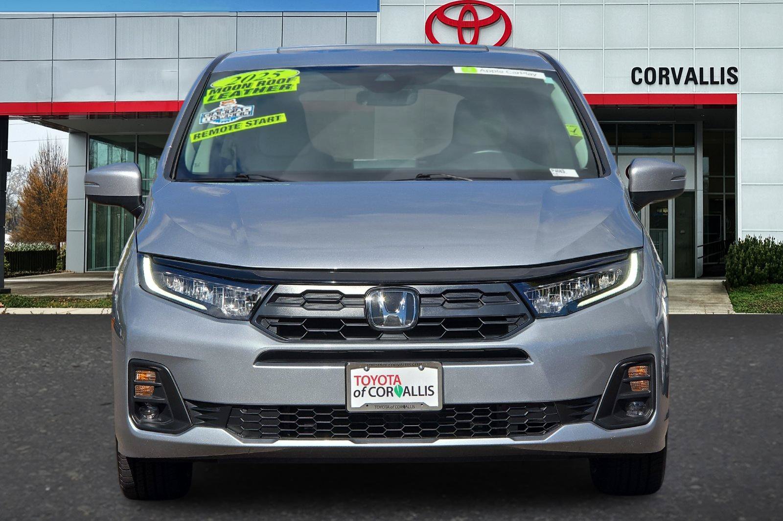 Used 2025 Honda Odyssey EX-L image 9