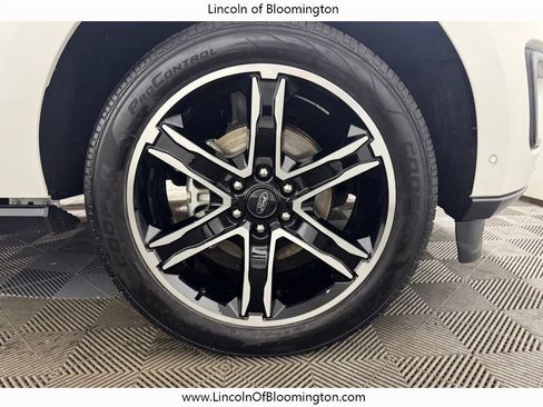 Used 2021 Ford Expedition Max Limited AWD/4WD image 27