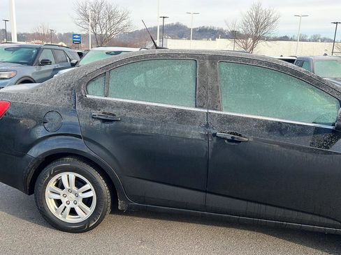 Used 2012 Chevrolet Sonic LT image 3