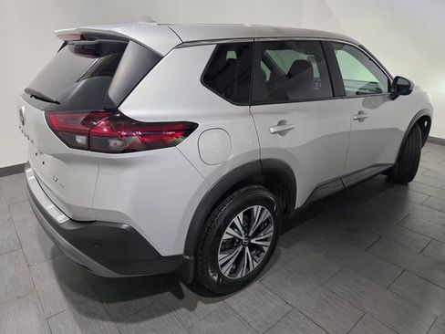 Used 2023 Nissan Rogue SV AWD/4WD image 5