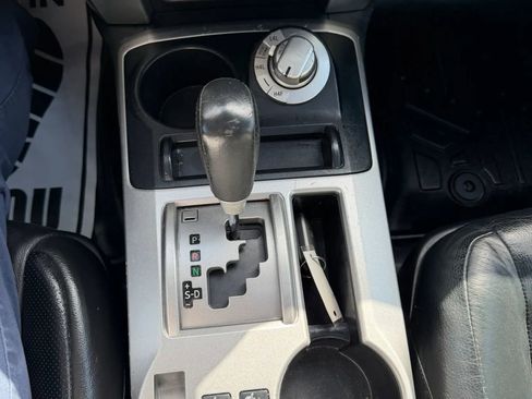 Used 2013 Toyota 4Runner Limited image 19