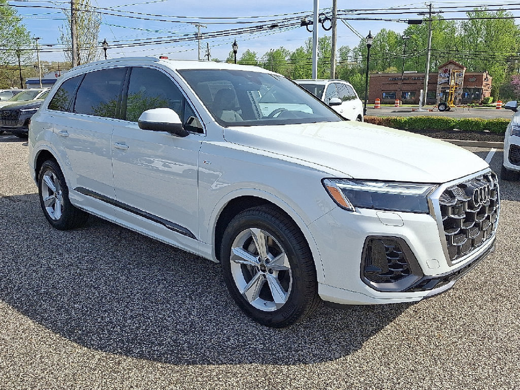 Used 2026 Audi Q7 3.0T Premium AWD/4WD image 2