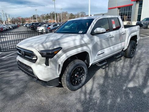 New 2025 Toyota Tacoma SR5 image 4