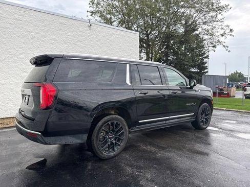 Used 2022 GMC Yukon XL Denali w/ Max Trailering Package AWD/4WD image 5