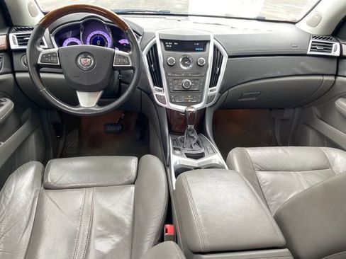 Used 2010 Cadillac SRX Luxury FWD image 5